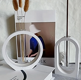 Tüplü Vazo Seti & Beyaz