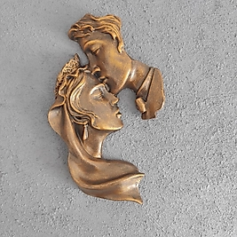 "Kraliçeme Sevgi" El Yapımı Duvar Panosu –(15x23 cm)